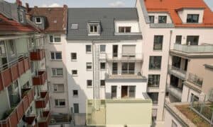 Rückansicht des Objekts mit markierter Wohneinheit
