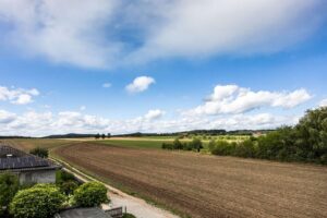Panoramablick – freie Feldrandlage in Uttenreuth